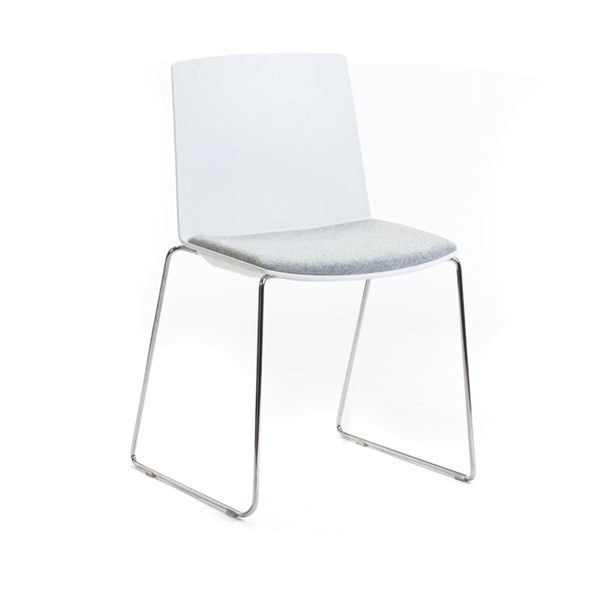 Jube Visitor Chair