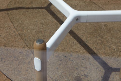 OkiDoki glass top detail